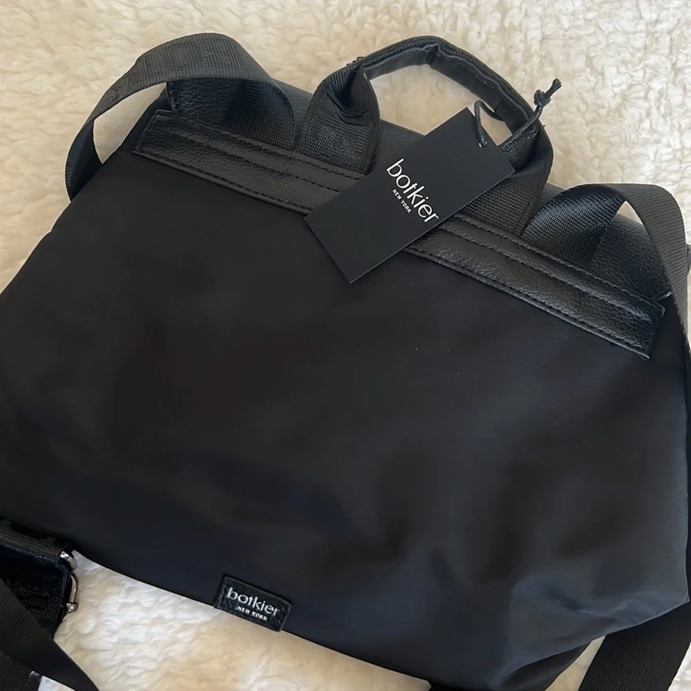 Small backpack - Picture 2 of 3